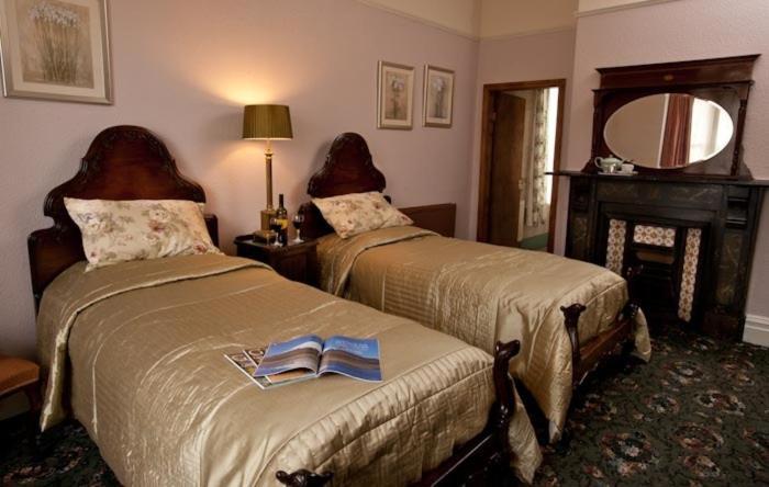 Belmont Hotel Рексем Номер фото