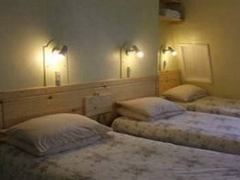 Belmont Hotel Рексем Экстерьер фото